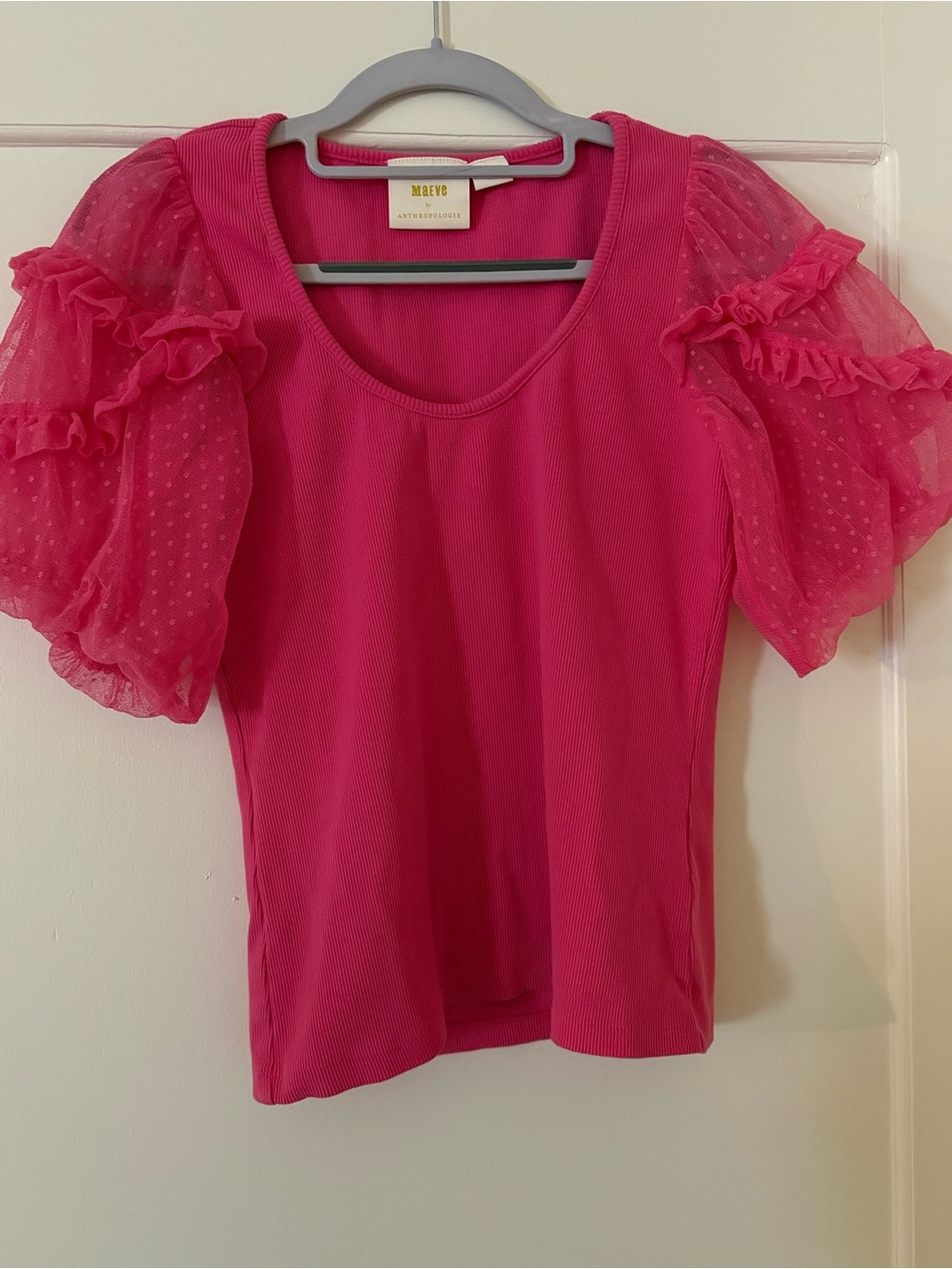 Anthropologie Maeve Bright Pink Puff-Sleeve Scoop Neck Tee